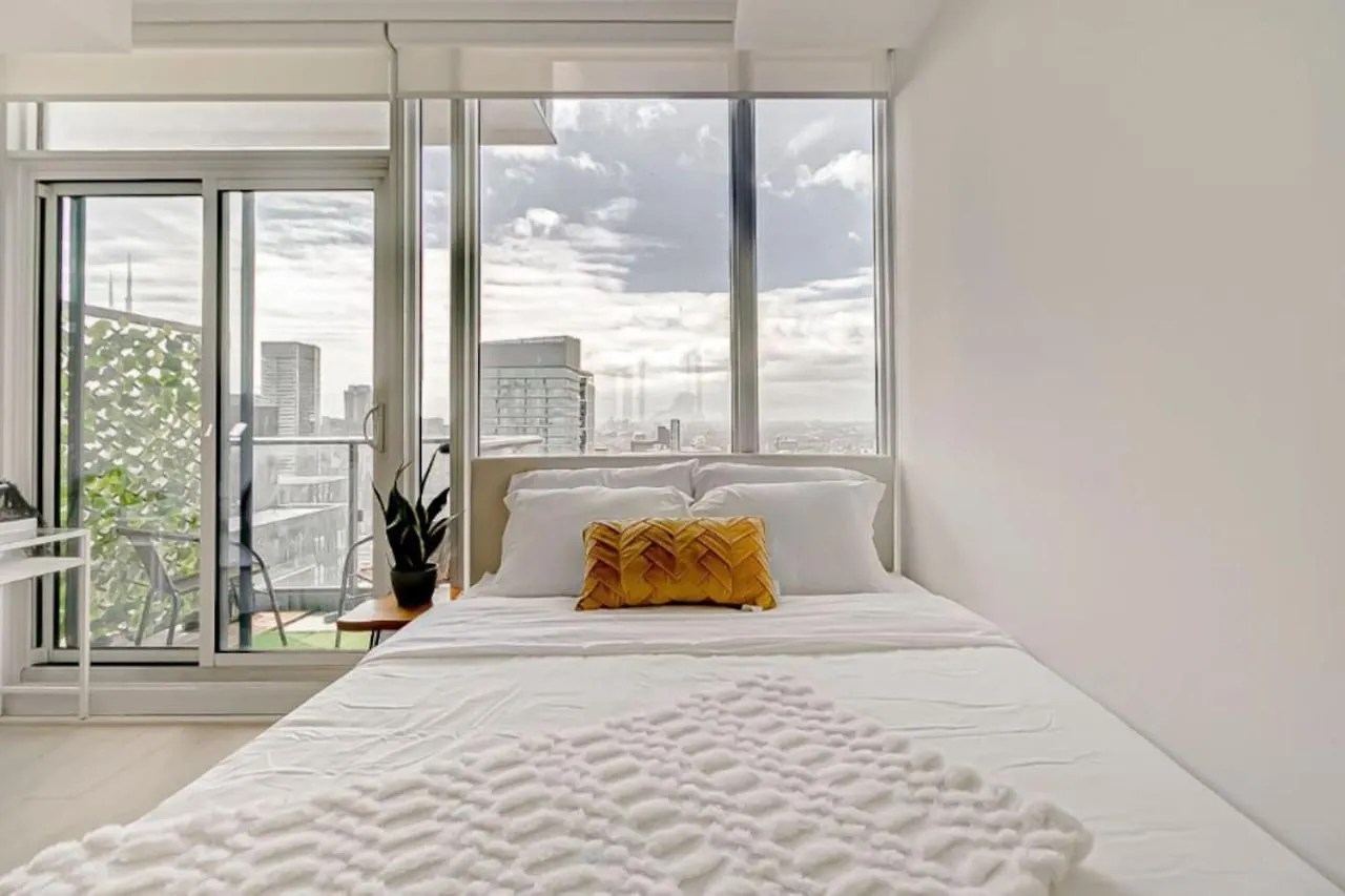 The Cityscape By Instant Suites - Penthouse Unit Toronto